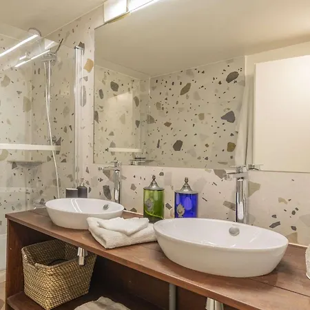 Villa Mas Provencale A Sur Avec Acces Direct A La