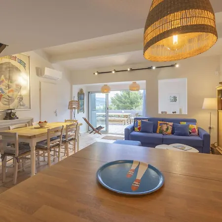 Villa Mas Provencale A Sur Avec Acces Direct A La
