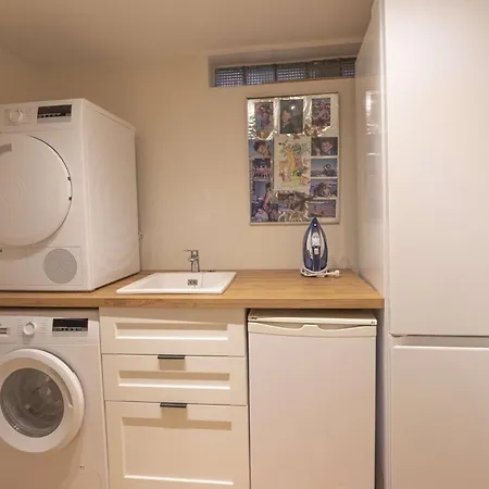 Mas Provencale A Sur Avec Acces Direct A La Villa
