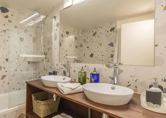Villa Mas Provencale A Sur Avec Acces Direct A La