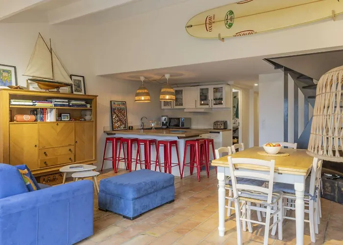 Mas Provencale A Sur Avec Acces Direct A La Villa *