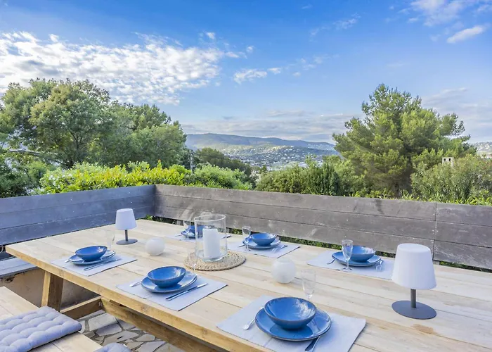 Villa Mas Provencale A Sur Avec Acces Direct A La