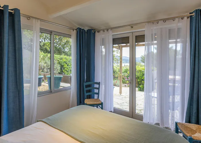 Mas Provencale A Sur Avec Acces Direct A La * Cavalaire-sur-Mer